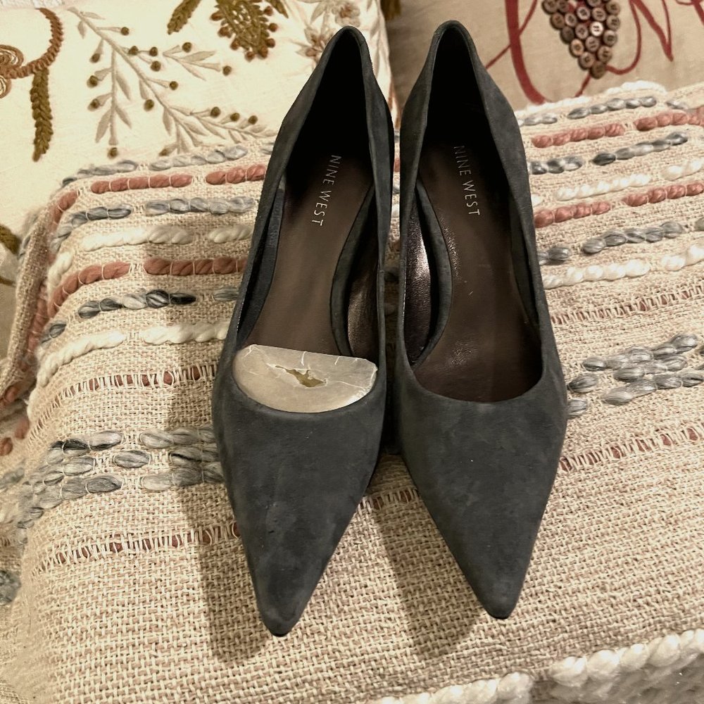 Charcoal Gray Nine West pump